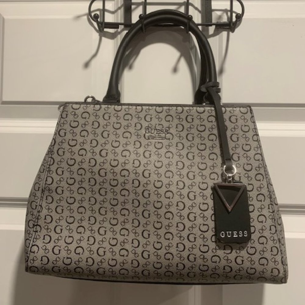 Guess Crossbody Purse/Satchel